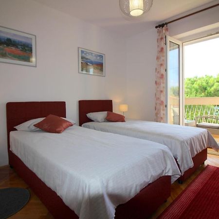 Apartment Agata In City Center 波雷奇 外观 照片